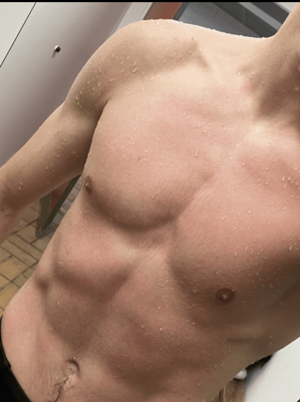 Tommaso - Berchem-Sainte-Agathe - Bruxelles-Capitale | Annonce Sex