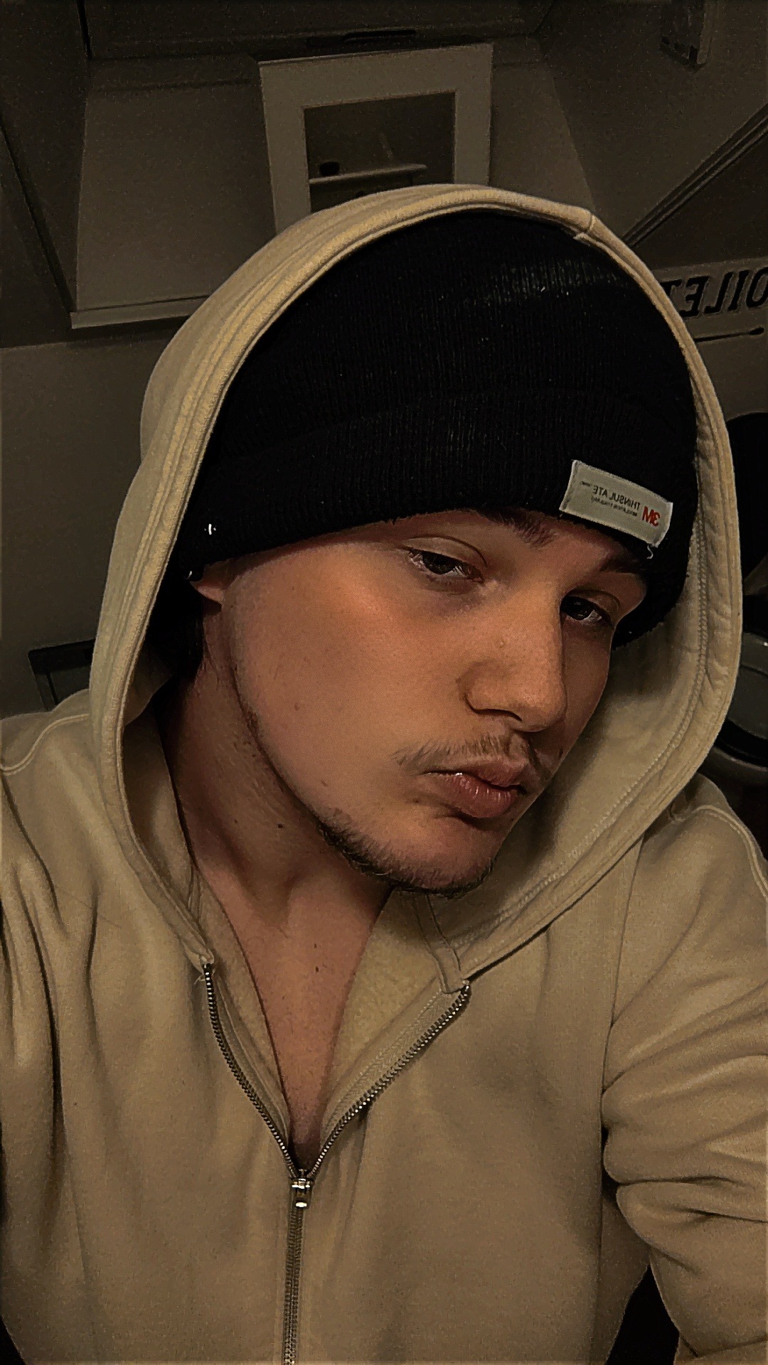 Tayler - Fontaine-l’Evêque - Hainaut | Annonce Sex